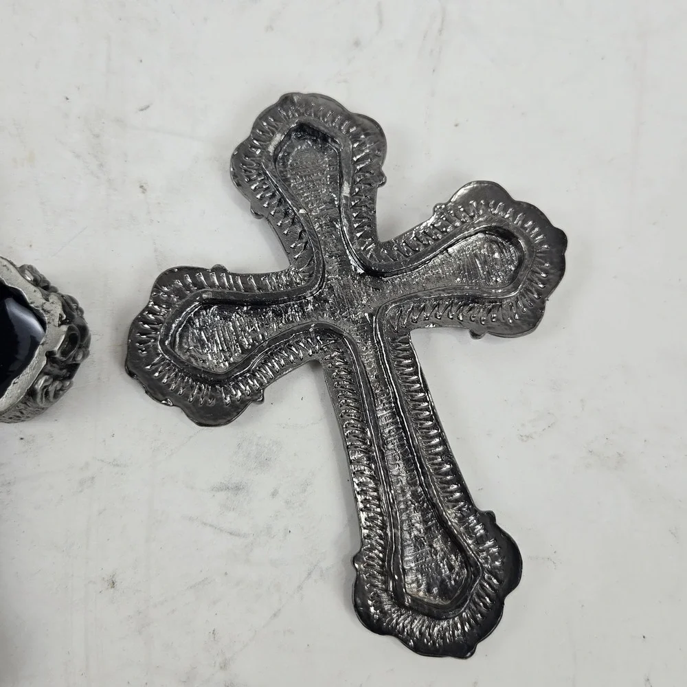 VTG  Pewter Color Ganz Cross Trinket Jewelry Prayer Box Black Enamel Lined MINT